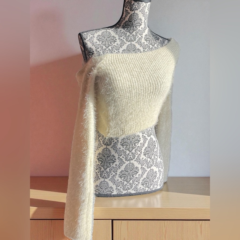 Faux Angora Off Shoulder Crop Sweater. NWOT. Size Medium. - Picture 2 of 7